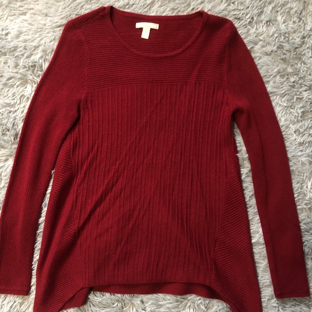 Red long sleeve light sweater